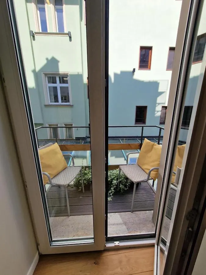 Avanti Palazzo Krakow 0*,  Poland